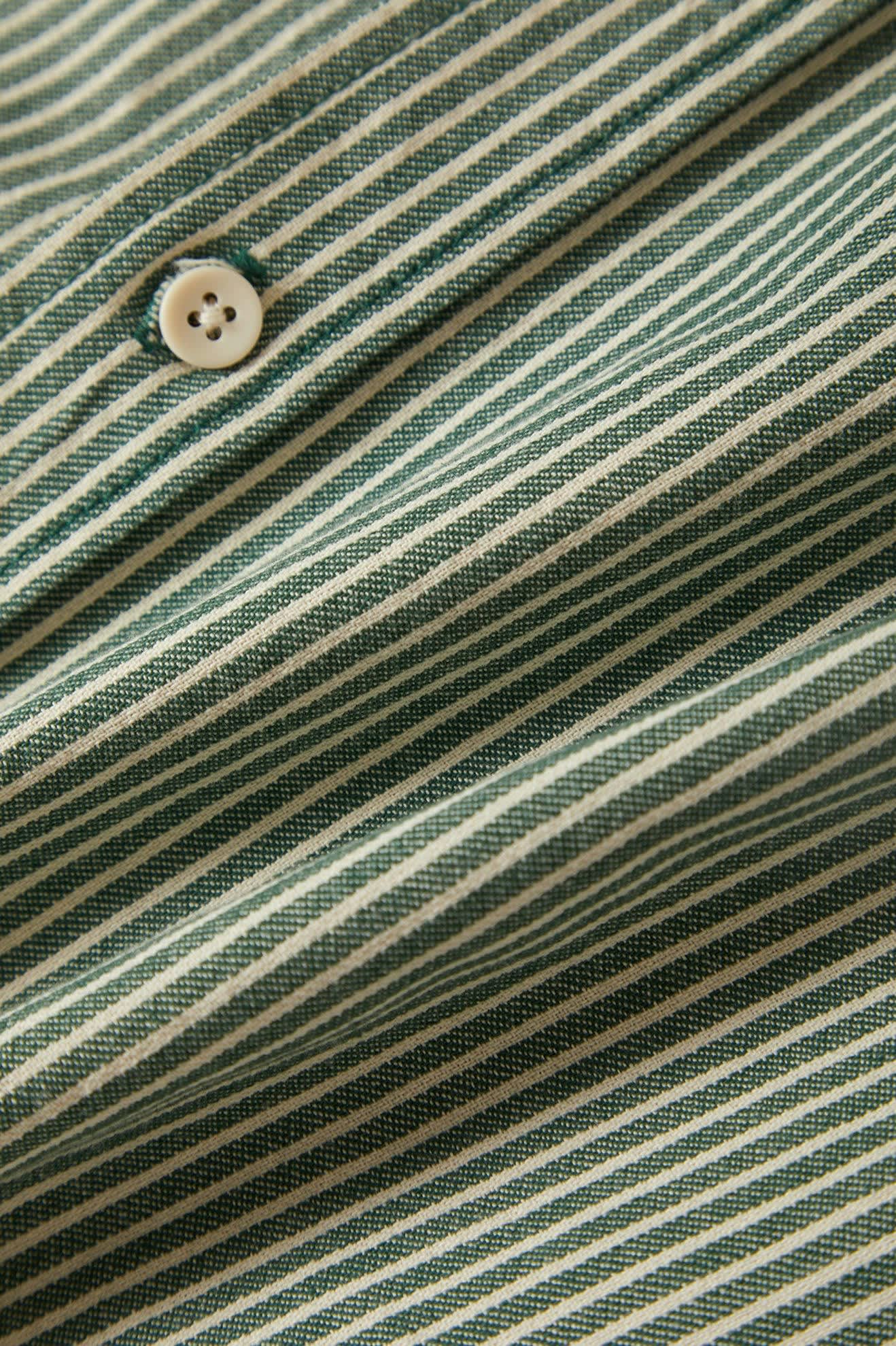 Men's Assembly S/S Shirt in the color Pine Needle/Whitecap - Additional Laydown image