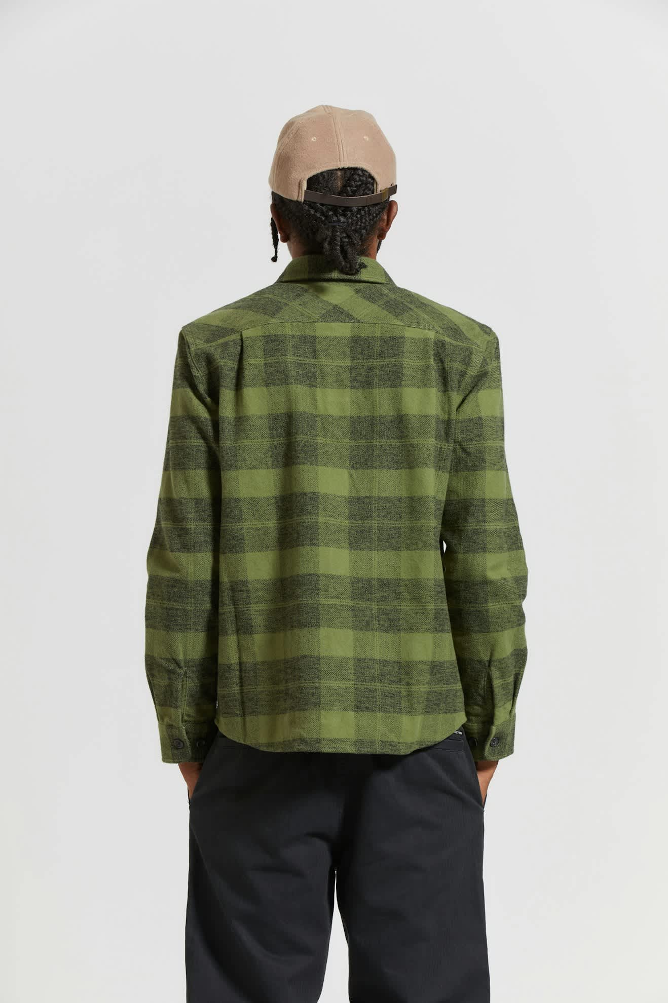 Men's Bowery Heavyweight L/S Flannel in the color Cypress Green/Black - Men's Back View