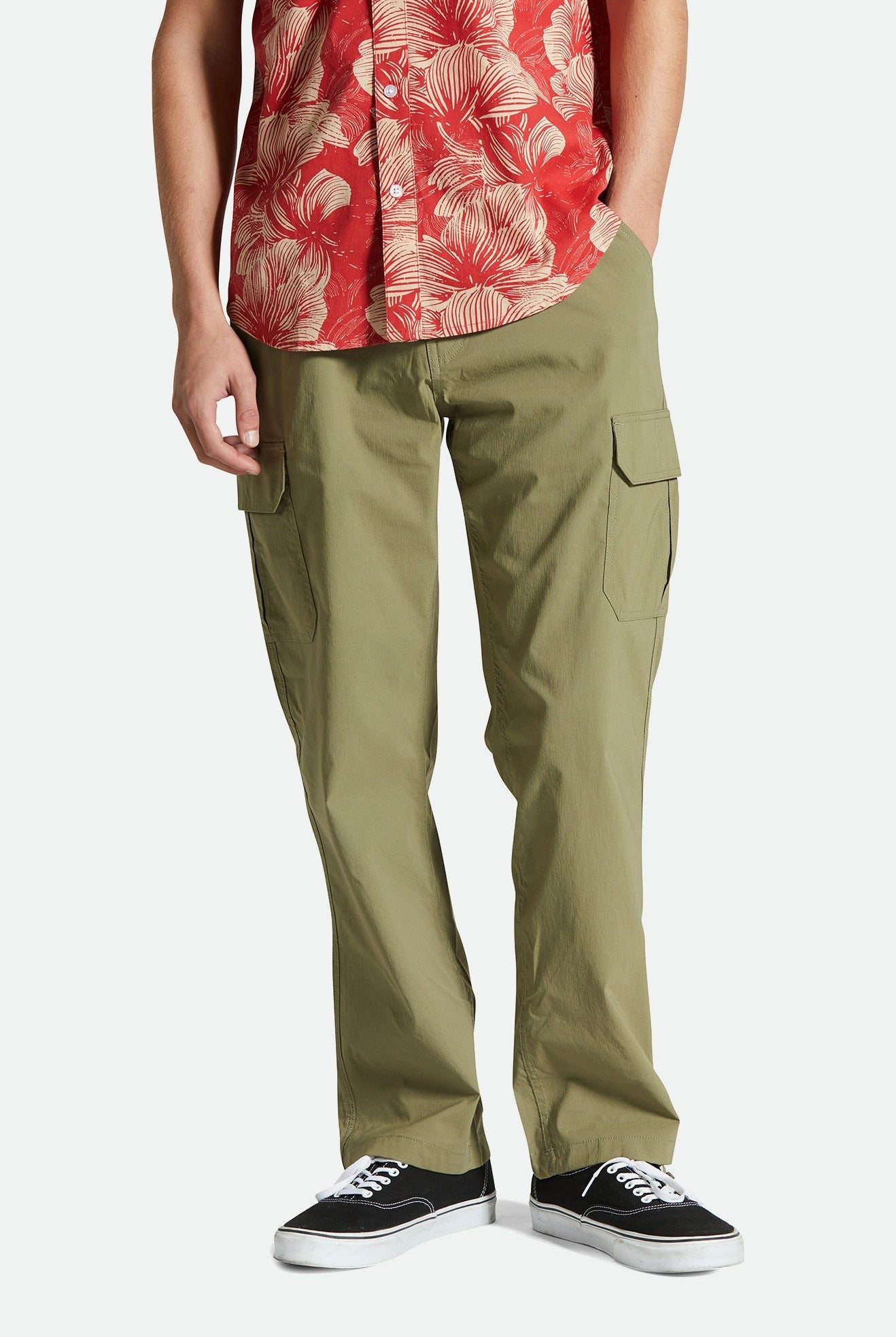 Men's Fit, Front View | Waypoint Coolmax Cargo Pant - Olive Surplus