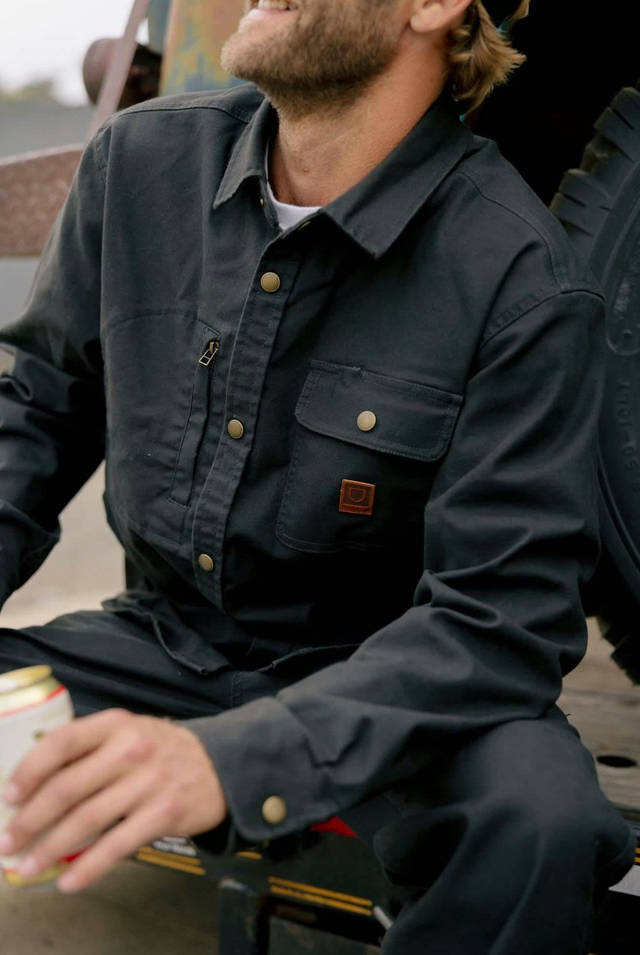 Men's Builders Stretch L/S Overshirt in the color Washed Black - Additional Fit image