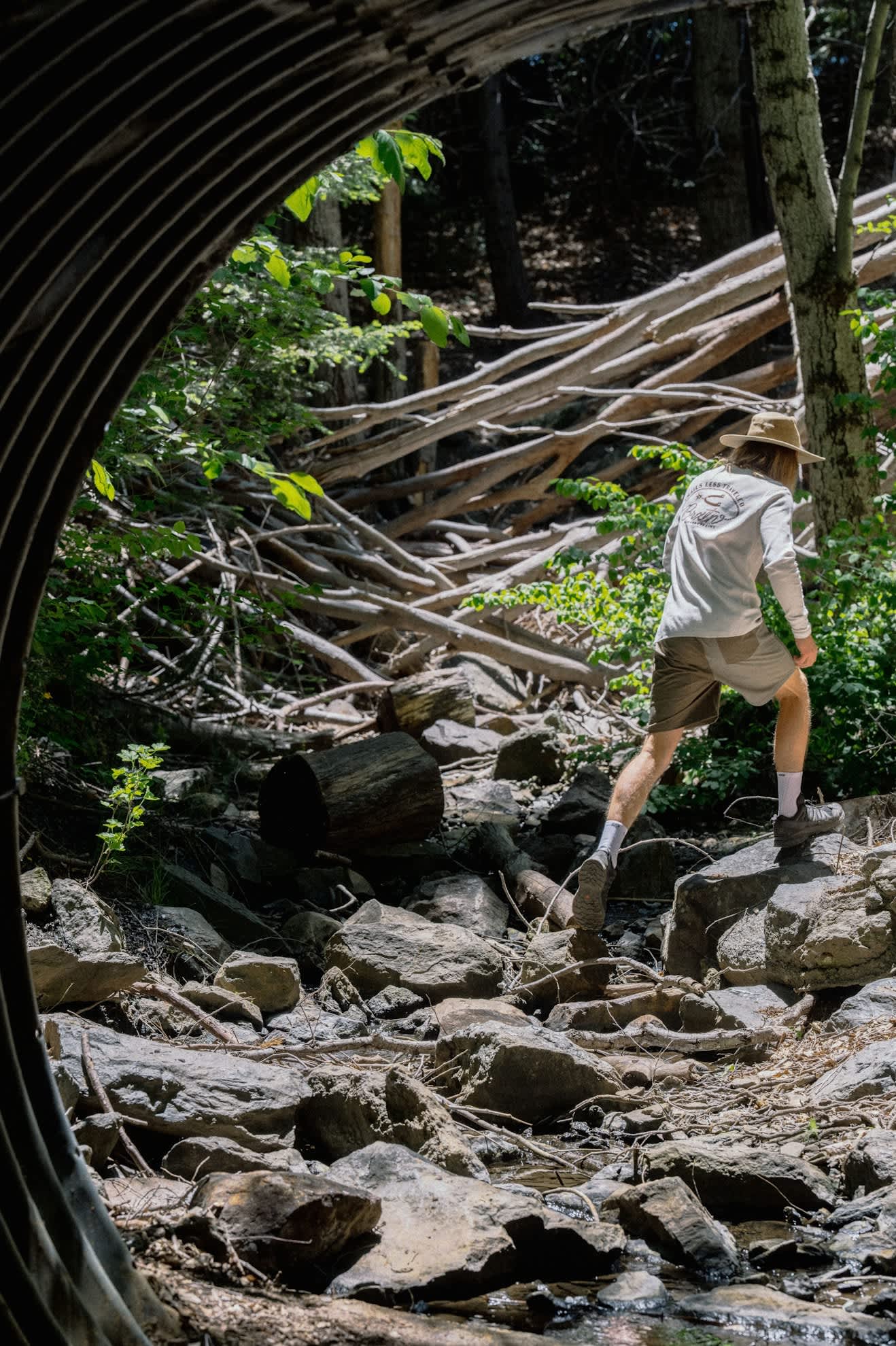 Men's Journey Active Short in the color Dark Olive/Olive Surplus - Men's Lifestyle 3.0