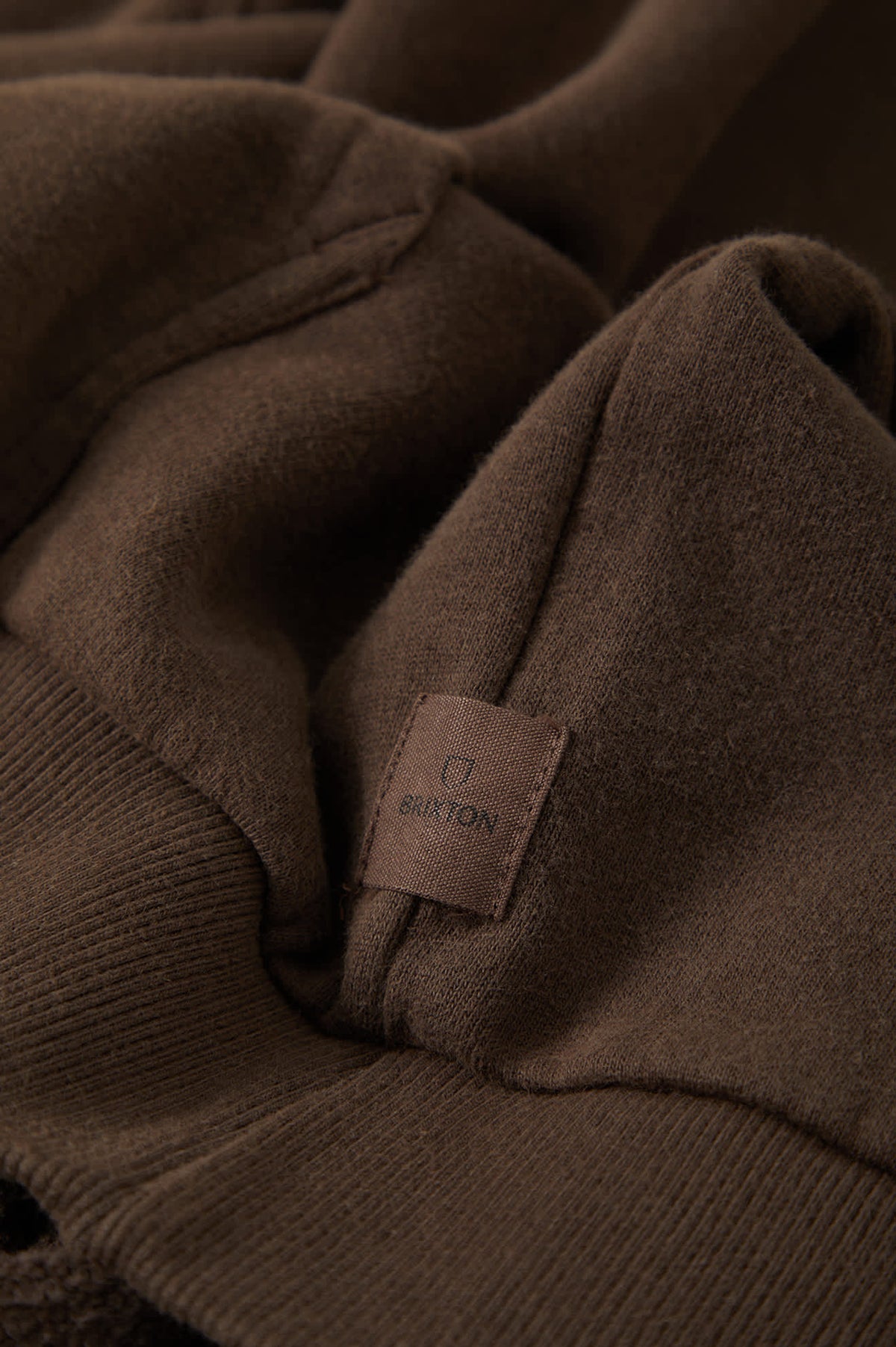 Men's Brixton Baseline Hood Fleece in the color Walnut Brown Vintage Wash - Additional Laydown image
