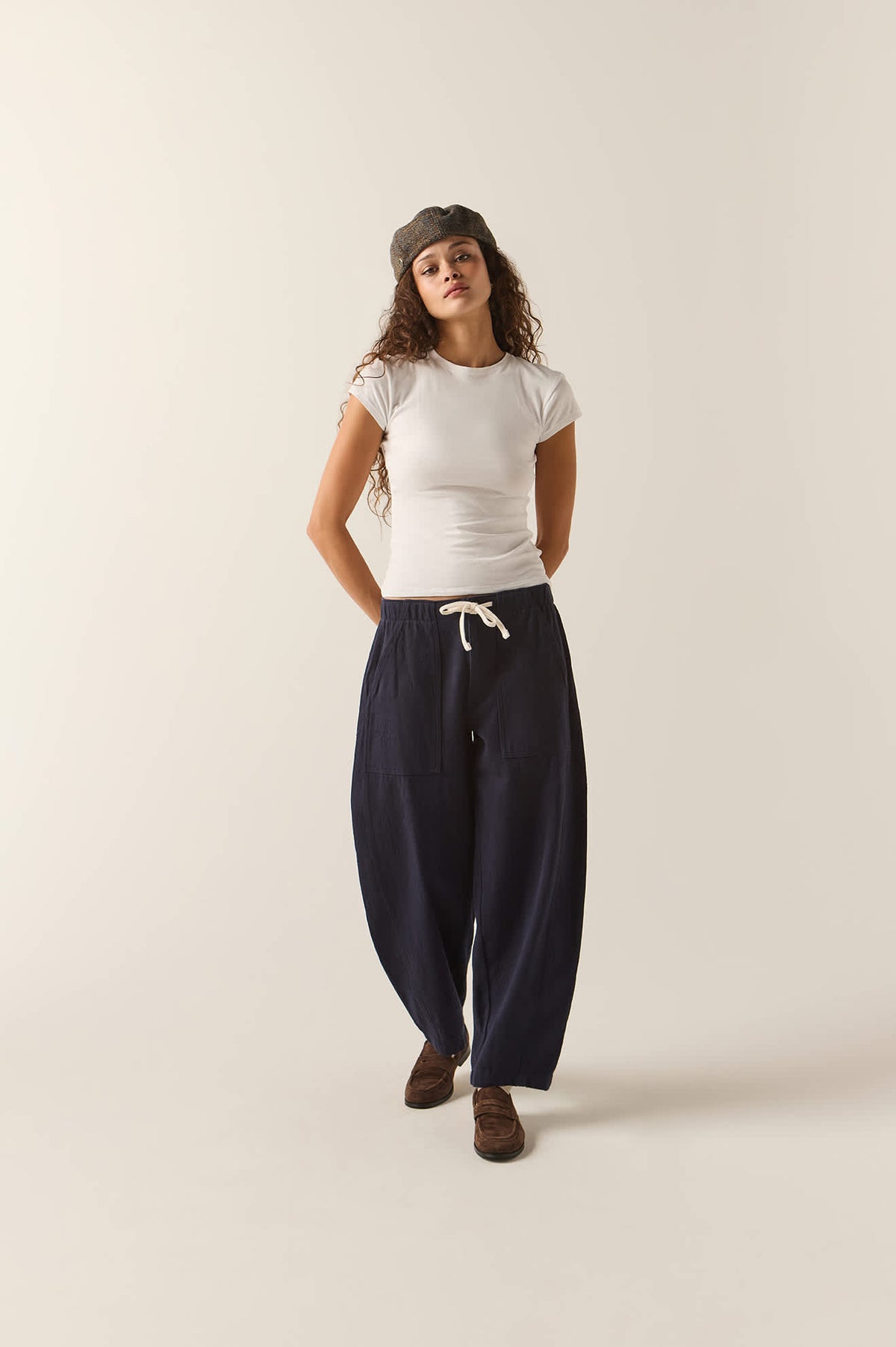 Women's Utility Everyday Barrel Pant in the color Washed Navy - Women's Front Fit Image
