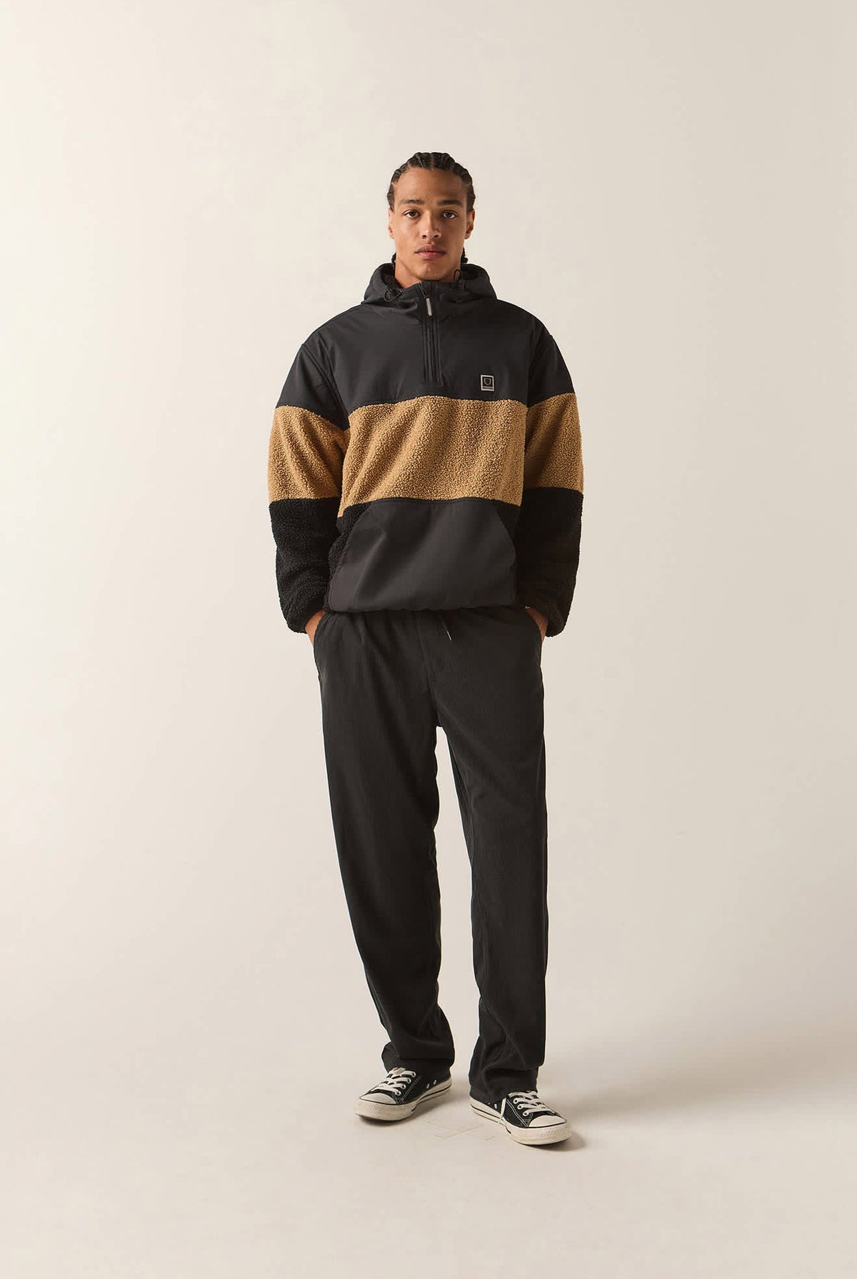 Men's Journey Tech Hoodie Fleece in the color Black/Sand - Additional Fit image