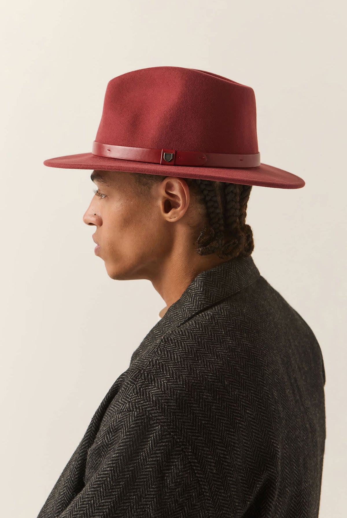 Unisex Messer Fedora in the color Dark Brick/Dark Brick - Men's Side View
