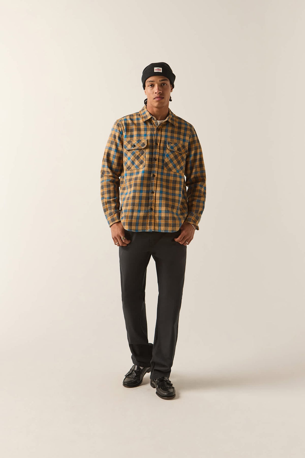 Men's Bowery Flannel in the color Khaki/Blue - Additional Fit image