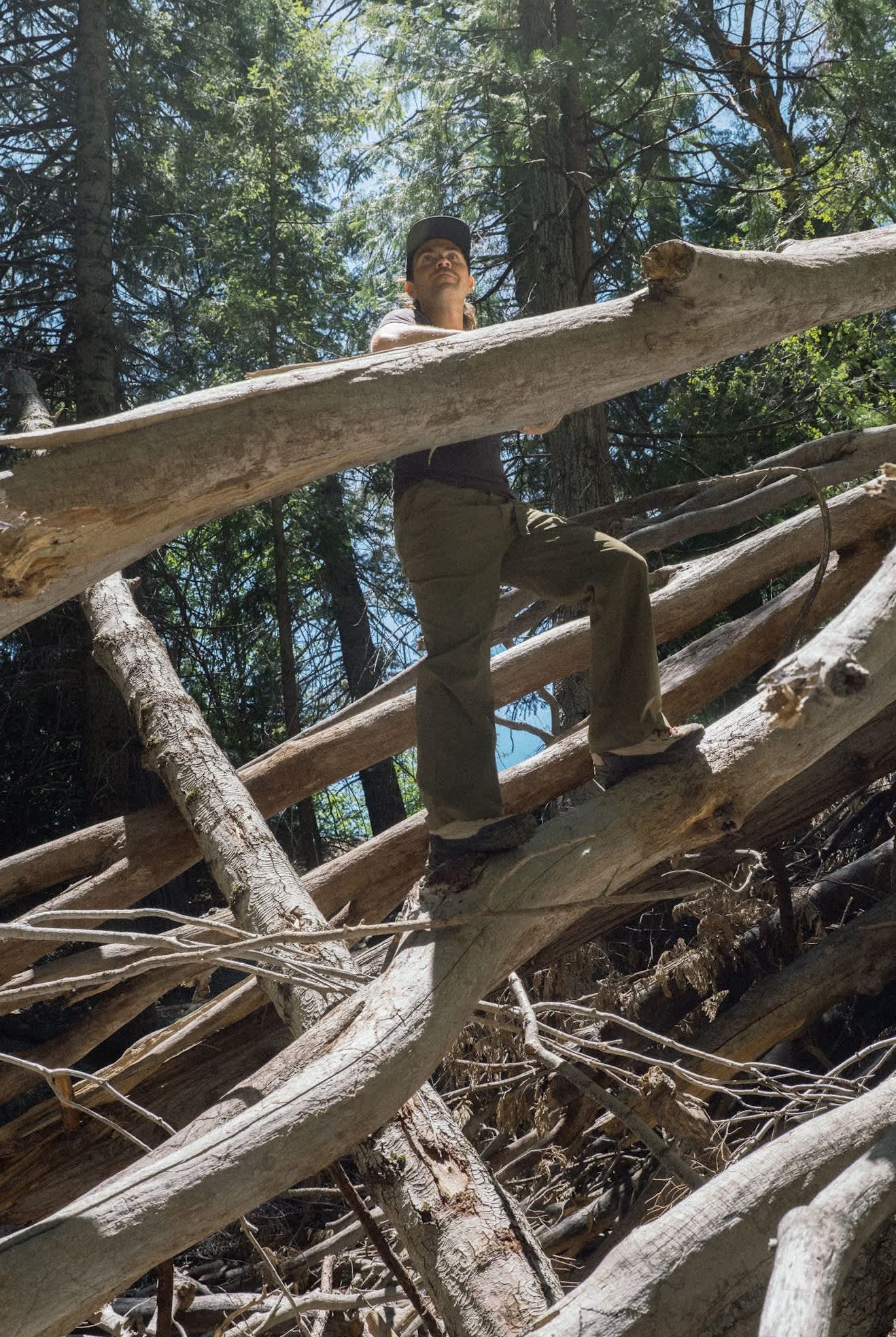 Men's Journey Utility Pant in the color Dark Olive/Olive Surplus - Men's Lifestyle 3.0