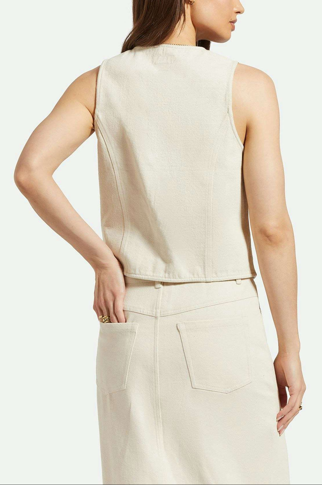 Back Fit Image | Ryder Vest - Whitecap