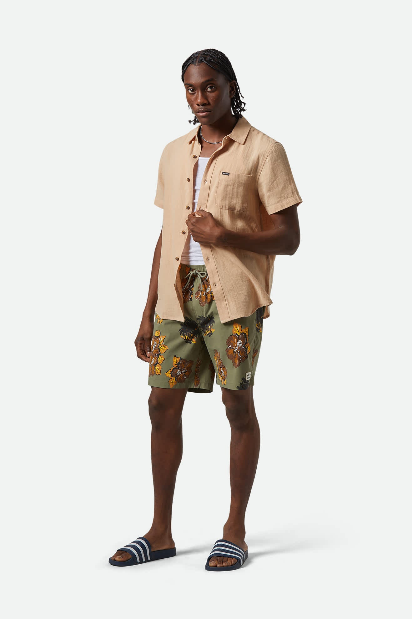 Men's Everyday Stretch Hybrid Short 7" in the color Olive Surplus Floral - Men's Front View