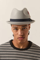 Unisex Gain Fedora in the color Light Grey/Midnight - Men's Front View