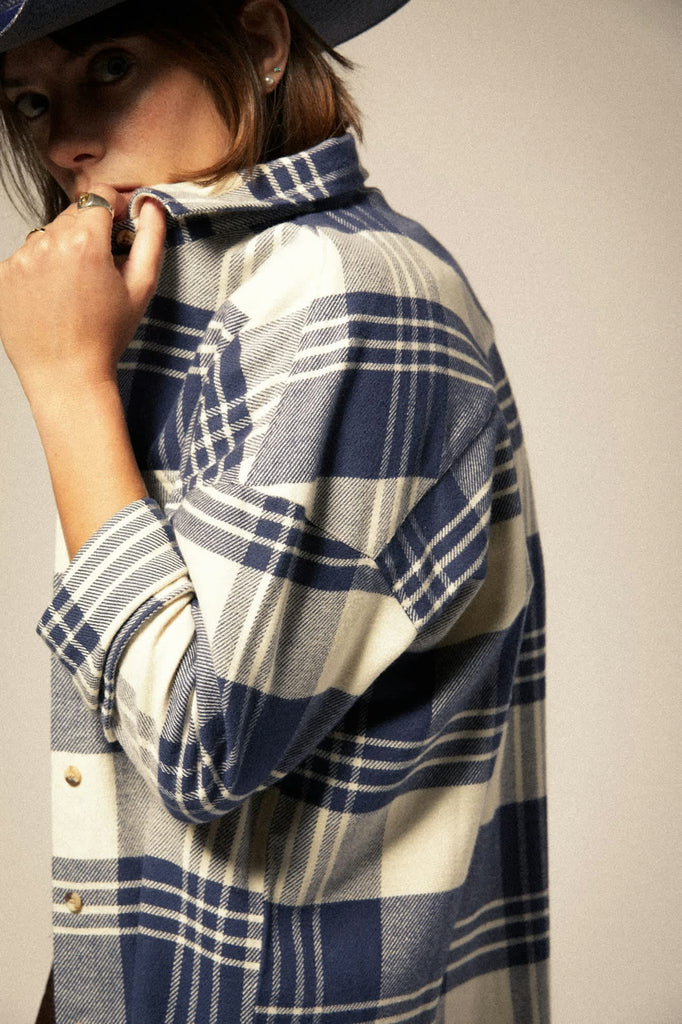 Women's Bowery Women's Classic L/S Flannel in the color Azure Blue/Whitecap Plaid - Additional Fit image