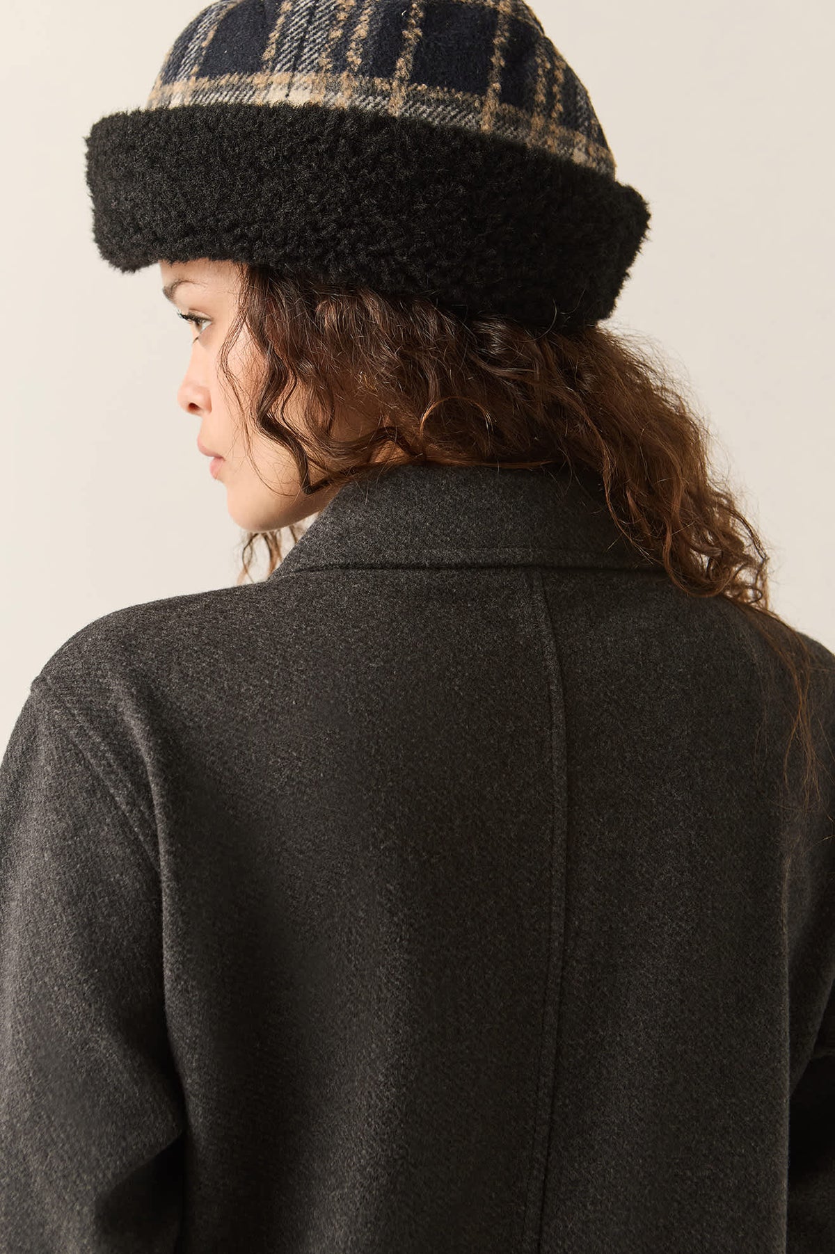 Women's Bagby Jacket in the color Black Heather - Additional Fit image