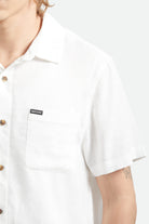 Men's Charter Slub Short Sleeve Shirt in the color Off White - Additional Fit image