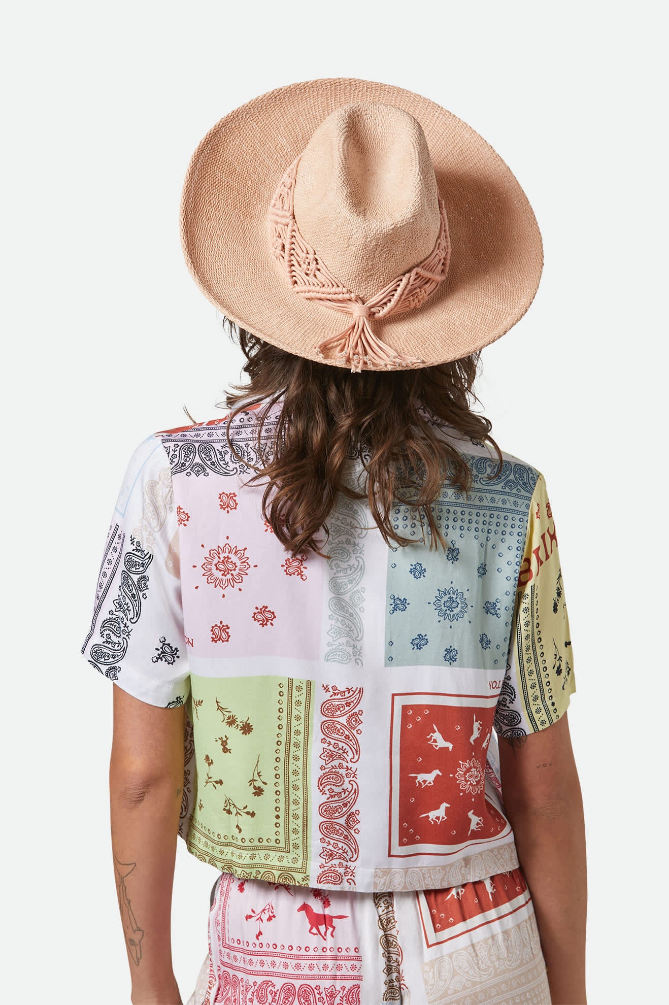 Women's Matteo Straw Hat in the color Soft Pink - Women's Back View