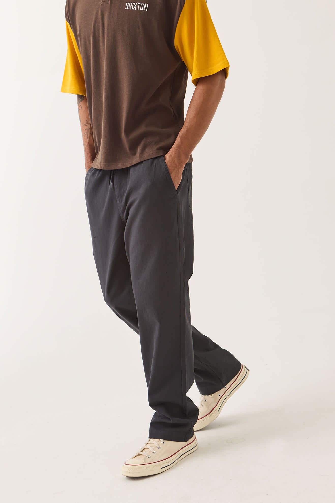 Men's Everyday E-Waist Pant in the color Black - Men's Side View