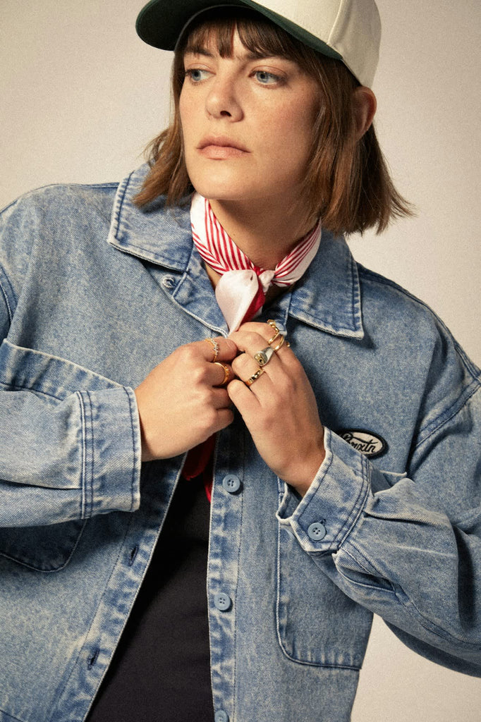 Women's Utopia L/S Overshirt in the color Light Denim - Women's Featured View