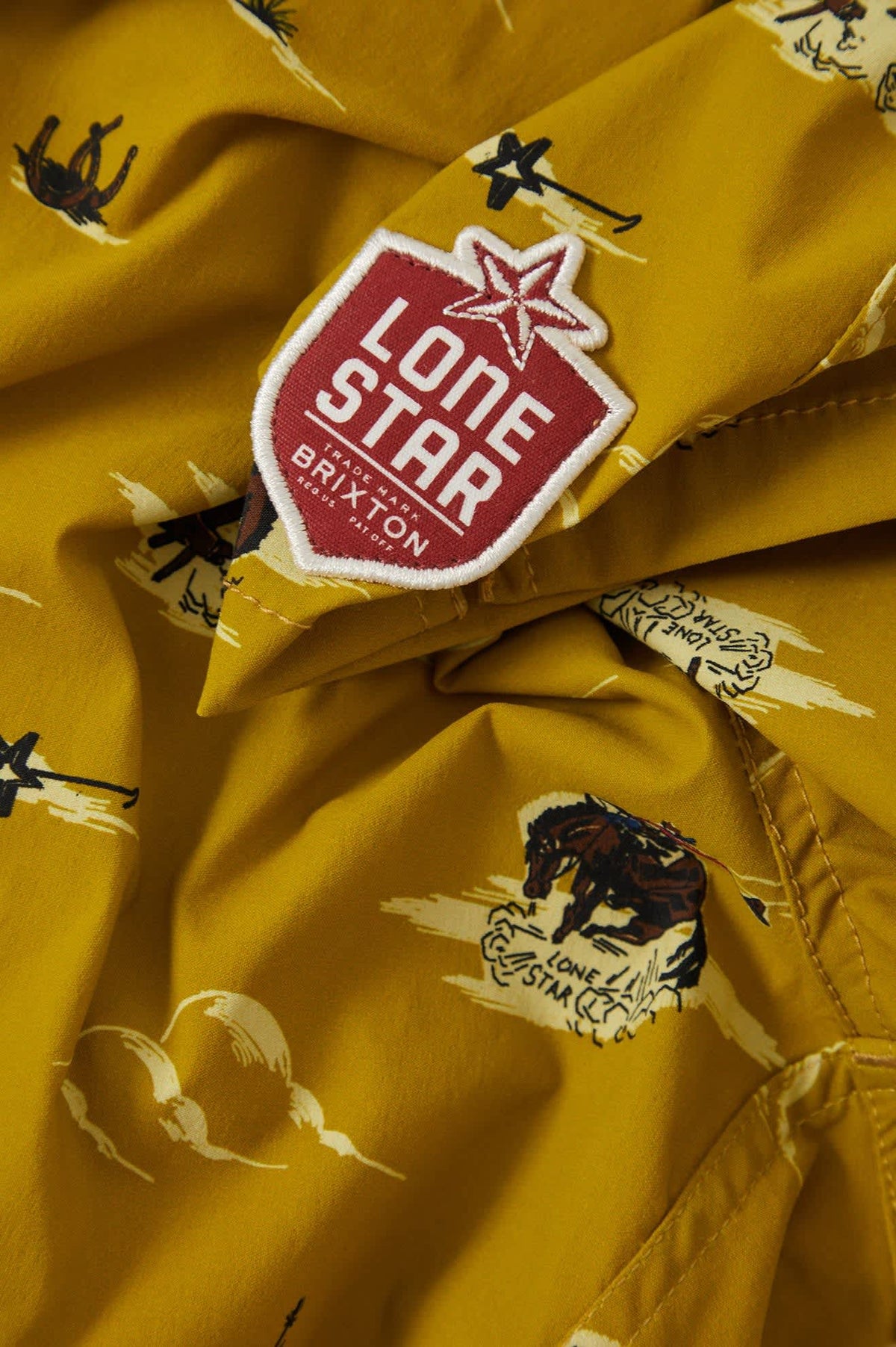 Men's Everyday Stretch Hybrid Short 7" in the color Texas Gold Lone Star - Additional Laydown image