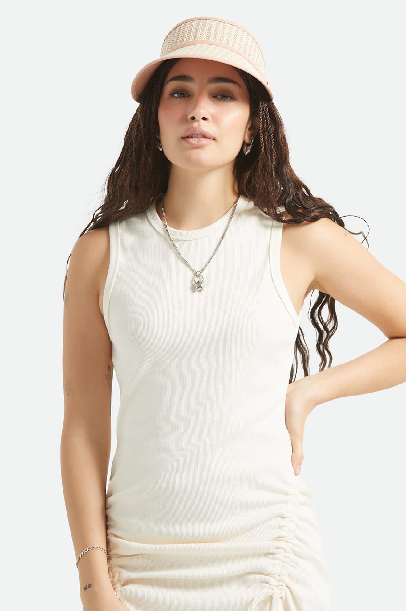 Women's Newport Straw Visor in the color Italian Clay/Natural - Women's Front View