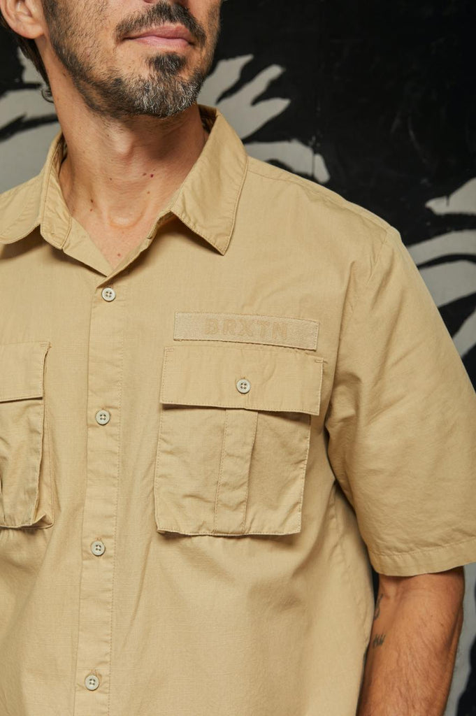 Brixton Surplus S/S Woven - Sand